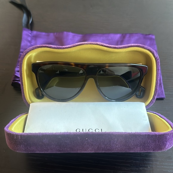 AUTHENTIC GUCCI GG0462S SUNGLASSES - Picture 2 of 13